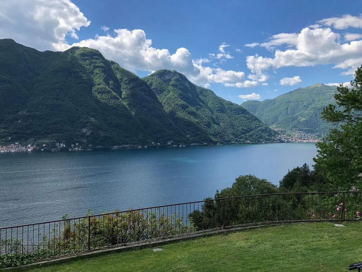 Villa Lovely Stonehouse With Panorama Lake View Nesso Italien